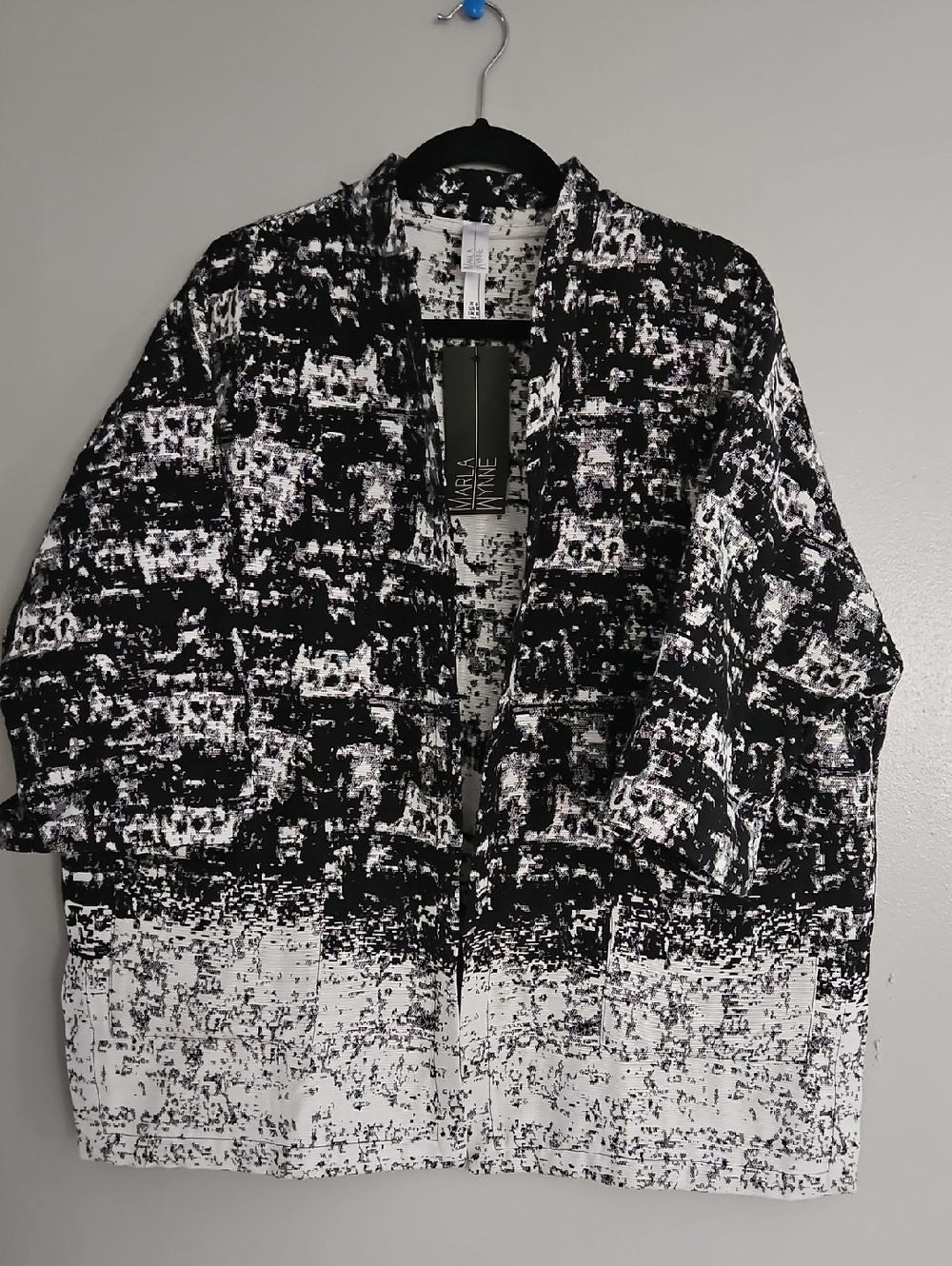 MarlaWynne Black and White Textured Open Cardigan